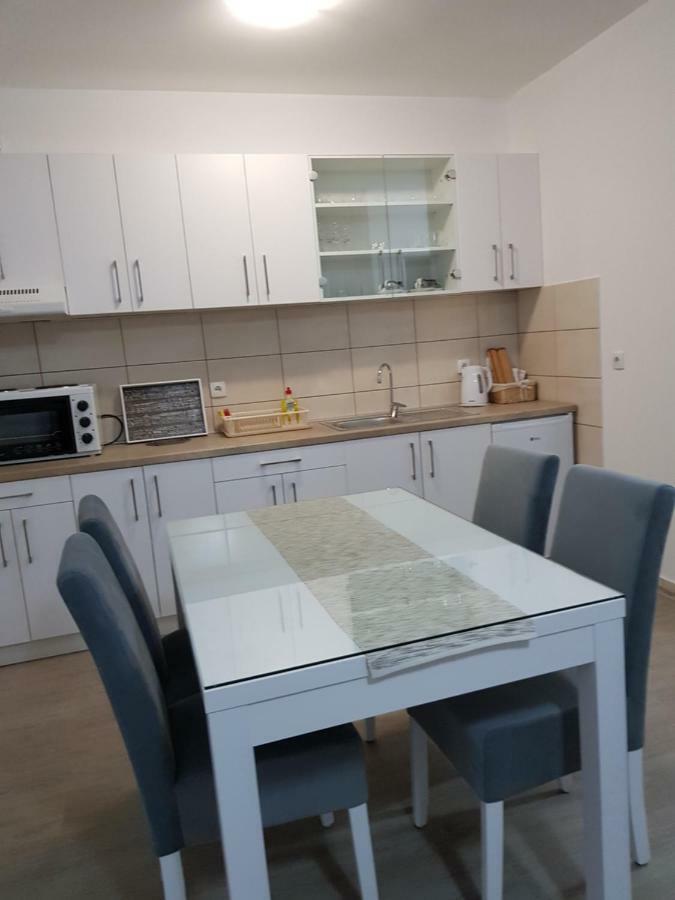 Apartment Gea 18 Novi Sad Ngoại thất bức ảnh