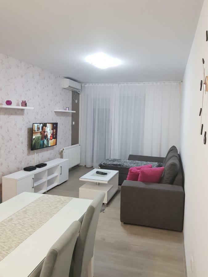 Apartment Gea 18 Novi Sad Ngoại thất bức ảnh